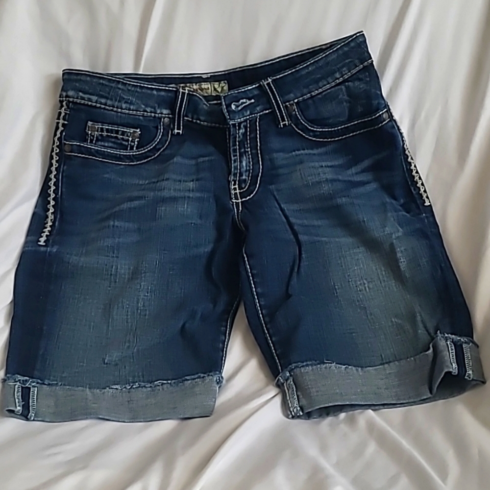 BKE Bermuda shorts